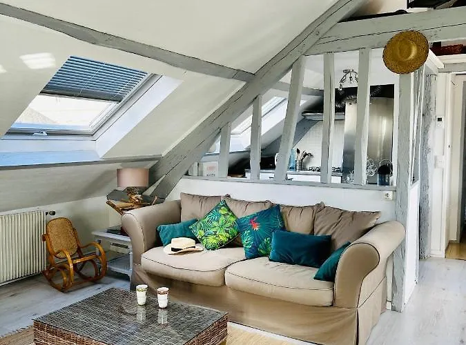 Apartment La Normande 2 A 4 Pers *